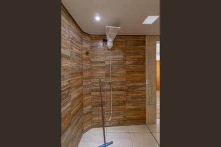 Casa à venda com 280m², 4 quartos e 3 vagas Casa à venda com 280m², 4 quartos e 3 vagasBanheiro Suíte 1