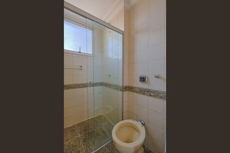 Apartamento à venda com 130m², 3 quartos e 2 vagas Apartamento à venda com 130m², 3 quartos e 2 vagasBanheiro