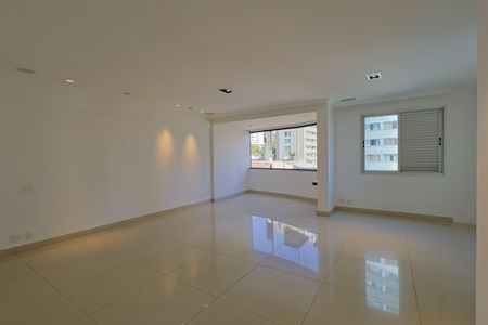 Apartamento à venda com 130m², 3 quartos e 2 vagas Apartamento à venda com 130m², 3 quartos e 2 vagasSala