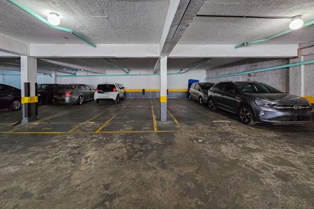 Apartamento à venda com 130m², 3 quartos e 2 vagas Apartamento à venda com 130m², 3 quartos e 2 vagasGaragem