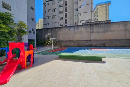 Apartamento à venda com 130m², 3 quartos e 2 vagas Apartamento à venda com 130m², 3 quartos e 2 vagasÁrea comum - Playground e Quadra