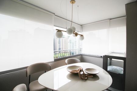 Studio para alugar com 41m², 1 quarto e sem vaga Studio para alugar com 41m², 1 quarto e sem vagaVaranda do Studio