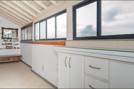 Apartamento para alugar com 274m², 3 quartos e 2 vagas2º Piso