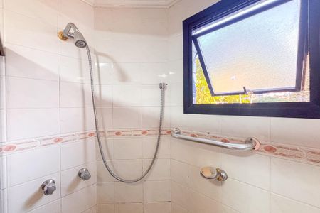 Apartamento à venda com 101m², 3 quartos e 2 vagasBanheiro