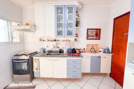 Apartamento à venda com 101m², 3 quartos e 2 vagasCozinha