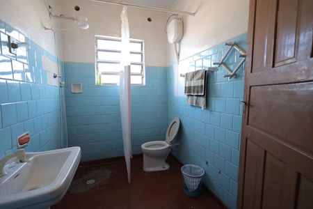 Casa à venda com 150m², 3 quartos e 3 vagasBanheiro