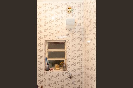 Casa à venda com 85m², 2 quartos e 2 vagasEdicula /Banheiro