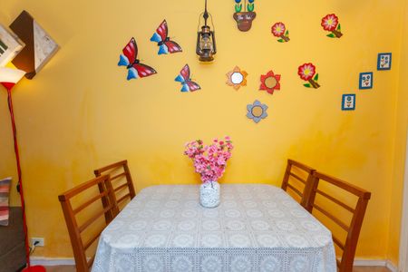 Casa à venda com 85m², 2 quartos e 2 vagasCopa