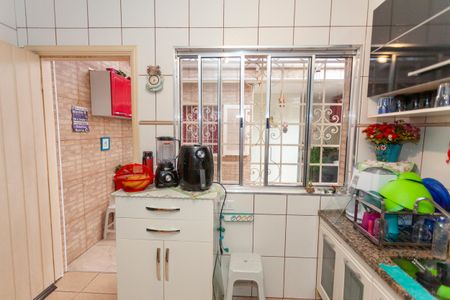 Casa à venda com 85m², 2 quartos e 2 vagasCozinha