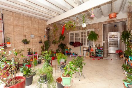 Casa à venda com 85m², 2 quartos e 2 vagasGaragem