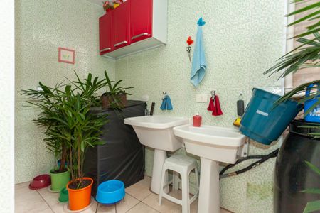 Casa à venda com 85m², 2 quartos e 2 vagasÁrea de Serviço