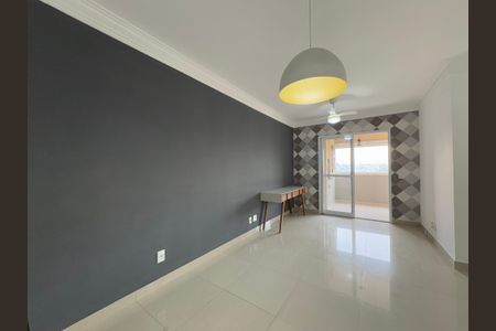 Sala de apartamento à venda com 3 quartos, 76m² em Campestre, Santo André