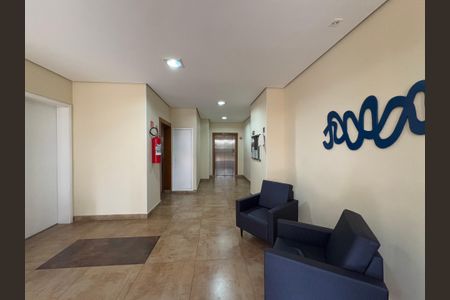 Apartamento à venda com 76m², 3 quartos e 2 vagasHall social