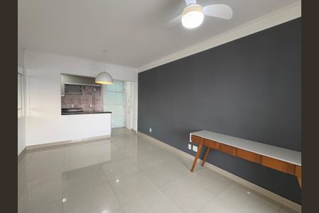 Apartamento à venda com 76m², 3 quartos e 2 vagasSala