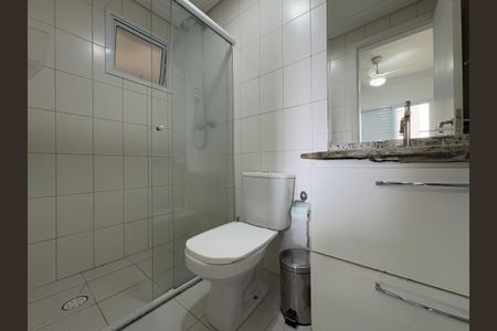 Apartamento à venda com 76m², 3 quartos e 2 vagasBanheiro da Suíte