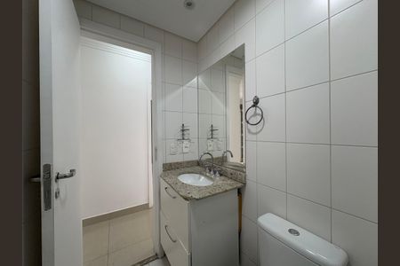 Apartamento à venda com 76m², 3 quartos e 2 vagasBanheiro Social