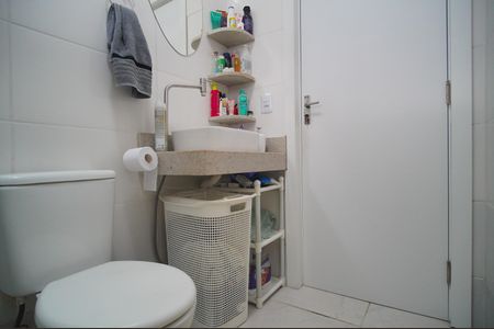 Banheiro de casa à venda com 2 quartos, 160m² em Campina, São Leopoldo