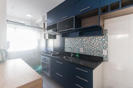 Cozinha de apartamento para alugar com 2 quartos, 49m² em Vila Mogilar, Mogi das Cruzes