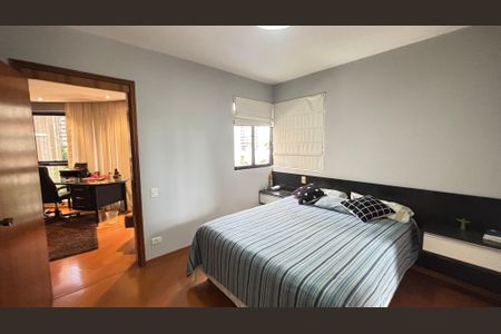 Apartamento à venda com 97m², 1 quarto e 1 vagaSuite
