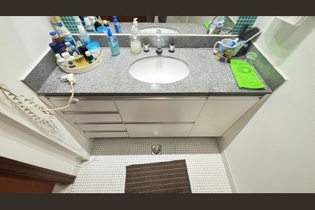 Apartamento à venda com 97m², 1 quarto e 1 vagaBanheiro da Suíte