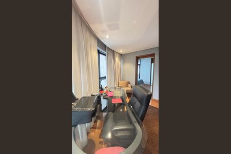 Apartamento à venda com 97m², 1 quarto e 1 vagaEscritório