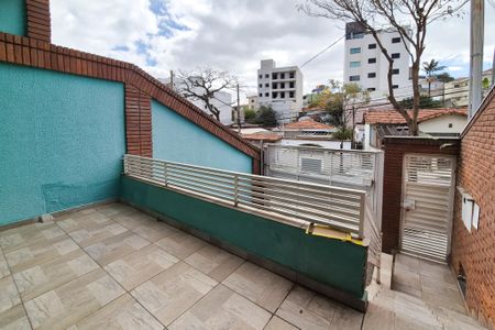 Casa à venda com 286m², 4 quartos e 5 vagasQuintal