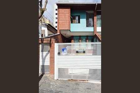 Casa à venda com 286m², 4 quartos e 5 vagasFachada