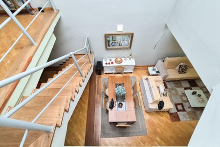 Casa à venda com 286m², 4 quartos e 5 vagasSala