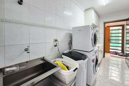 Casa à venda com 286m², 4 quartos e 5 vagasÁrea de Serviço