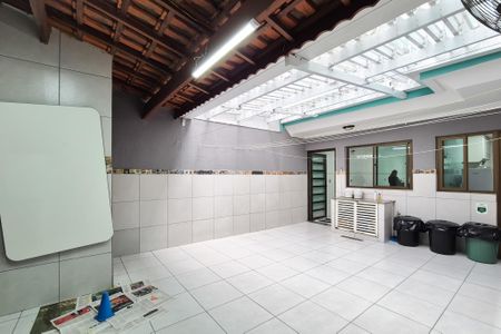 Casa à venda com 286m², 4 quartos e 5 vagasQuintal