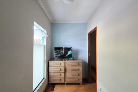 Casa à venda com 286m², 4 quartos e 5 vagasQuarto