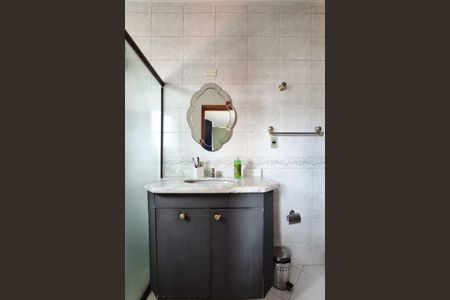 Casa à venda com 286m², 4 quartos e 5 vagasBanheiro da Suíte 1