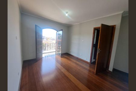 Casa para alugar com 484m², 6 quartos e 4 vagas Casa para alugar com 484m², 6 quartos e 4 vagasQuarto 5