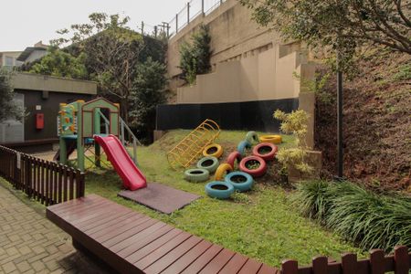 Apartamento para alugar com 64m², 2 quartos e 1 vaga Apartamento para alugar com 64m², 2 quartos e 1 vagaÁrea comum - Playground