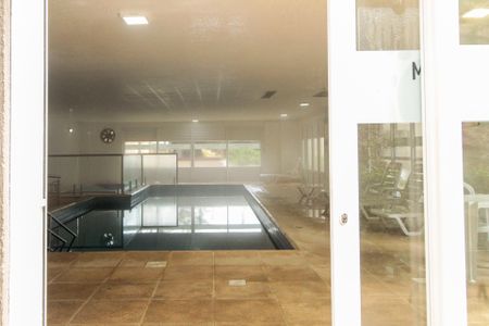 Apartamento para alugar com 64m², 2 quartos e 1 vaga Apartamento para alugar com 64m², 2 quartos e 1 vagaÁrea comum - Piscina Coberta