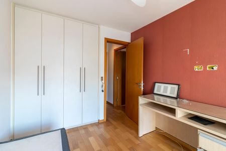 Apartamento à venda com 126m², 3 quartos e 3 vagasSuíte 1