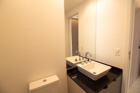 Apartamento para alugar com 140m², 2 quartos e 2 vagas Apartamento para alugar com 140m², 2 quartos e 2 vagasBanheiro da Suíte 2 - Senhor