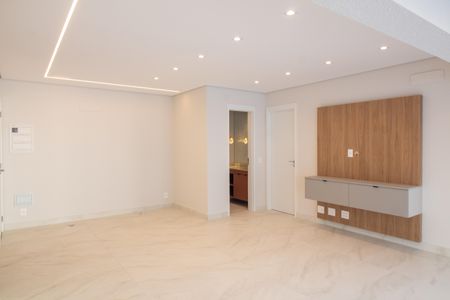 Sala de apartamento para alugar com 2 quartos, 140m² em Campo Belo, São Paulo