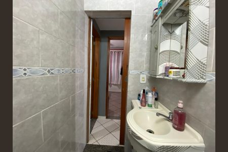 Apartamento à venda com 40m², 2 quartos e sem vaga Apartamento à venda com 40m², 2 quartos e sem vagaBanheiro