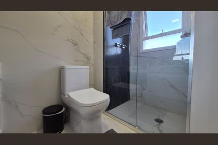 Apartamento à venda com 123m², 2 quartos e 2 vagasBanheiro da suíte