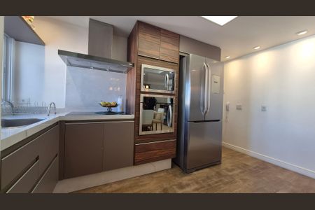 Apartamento à venda com 123m², 2 quartos e 2 vagasCozinha