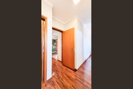 Casa de condomínio à venda com 230m², 4 quartos e 3 vagasBanheiro Suíte 1