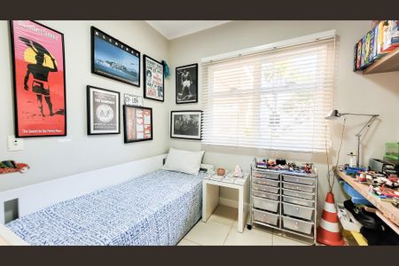 Casa de condomínio à venda com 230m², 4 quartos e 3 vagasSuite 4