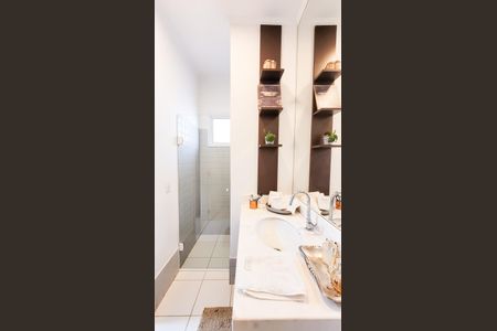 Casa de condomínio à venda com 230m², 4 quartos e 3 vagasBanheiro Suite 4