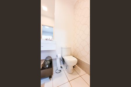 Casa de condomínio à venda com 230m², 4 quartos e 3 vagasBanheiro Suite 4