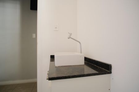 Apartamento à venda com 82m², 2 quartos e sem vagaBanheiro