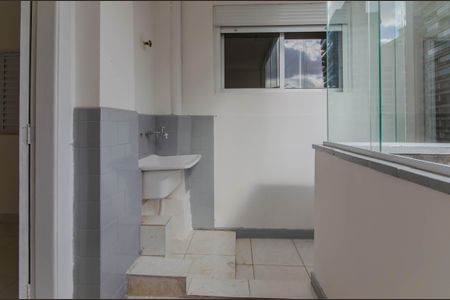 Apartamento para alugar com 130m², 3 quartos e sem vaga Apartamento para alugar com 130m², 3 quartos e sem vagaÁrea de Serviço