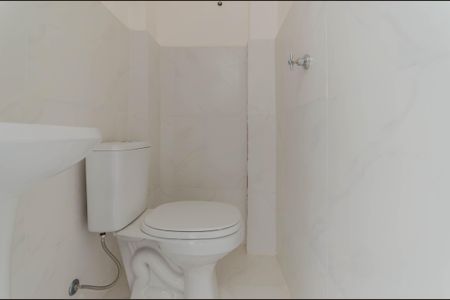 Apartamento para alugar com 130m², 3 quartos e sem vaga Apartamento para alugar com 130m², 3 quartos e sem vagaBanheiro de serviço
