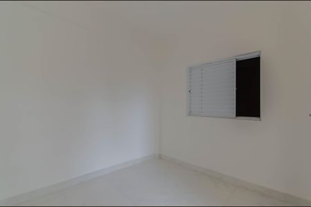 Apartamento para alugar com 130m², 3 quartos e sem vaga Apartamento para alugar com 130m², 3 quartos e sem vagaQuarto de Serviço