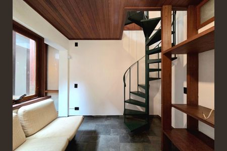 Casa à venda com 300m², 4 quartos e 2 vagasSala de TV